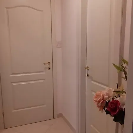 The Family Nest Comodo Nei Pressi Della Stazione * Sulmona